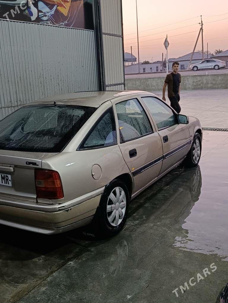 Opel Vectra 1993 - 23 000 TMT - Мары - img 6
