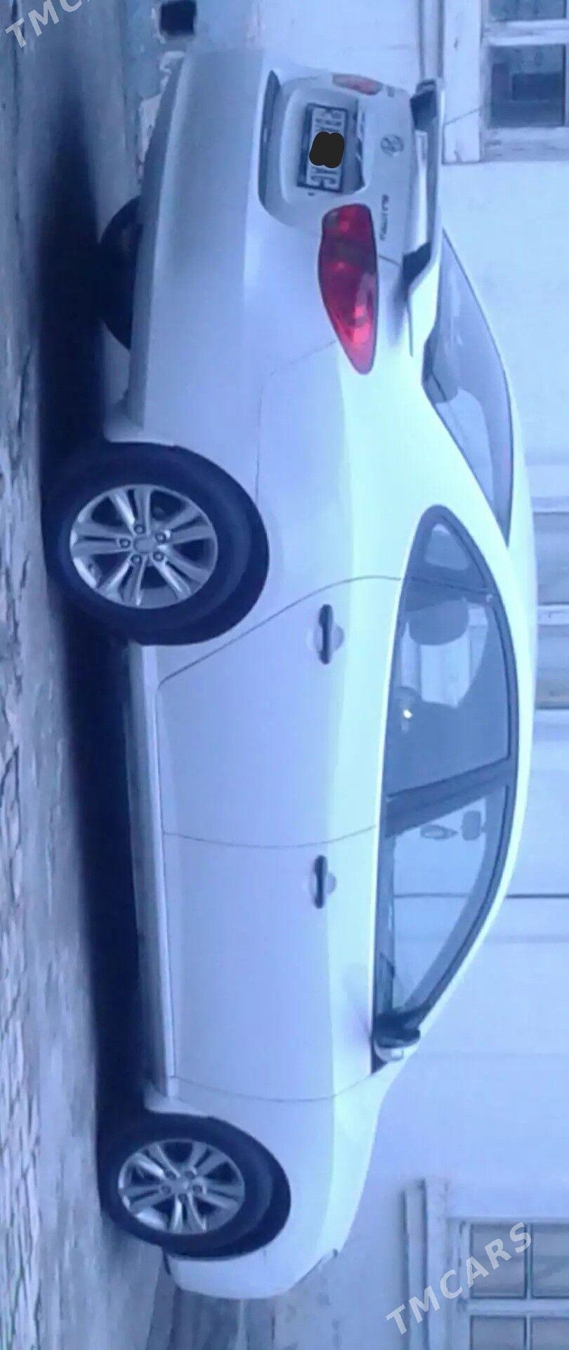 Hyundai Elantra 2010 - 150 000 TMT - Ашхабад - img 4