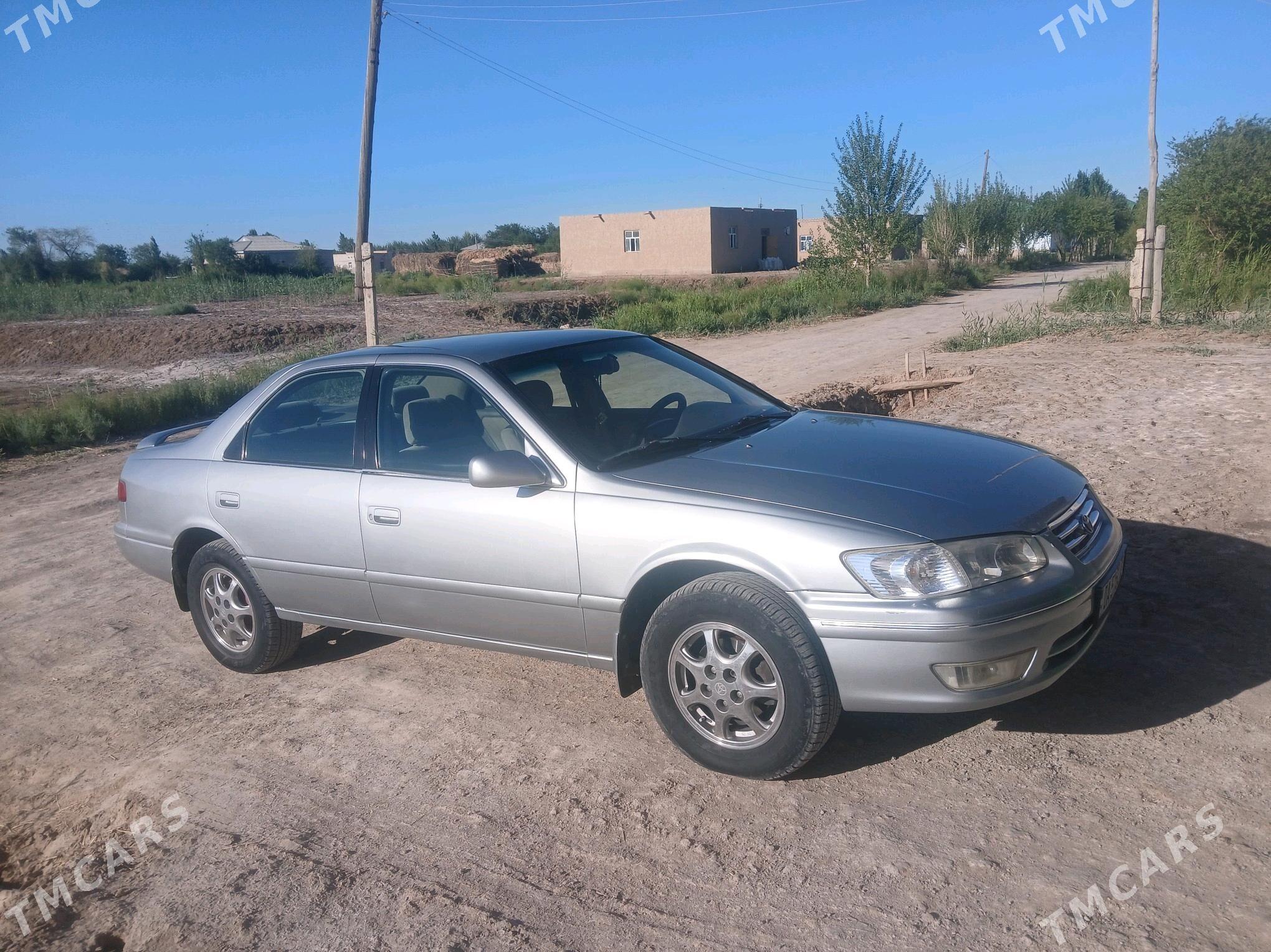 Toyota Camry 2000 - 145 000 TMT - Кёнеургенч - img 3
