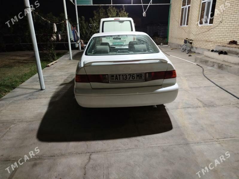 Toyota Camry 1999 - 120 000 TMT - Мары - img 3