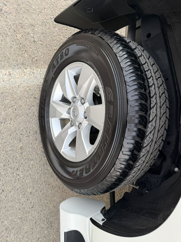 Toyota Land Cruiser Prado 2023 - 1 101 000 TMT - Aşgabat - img 10