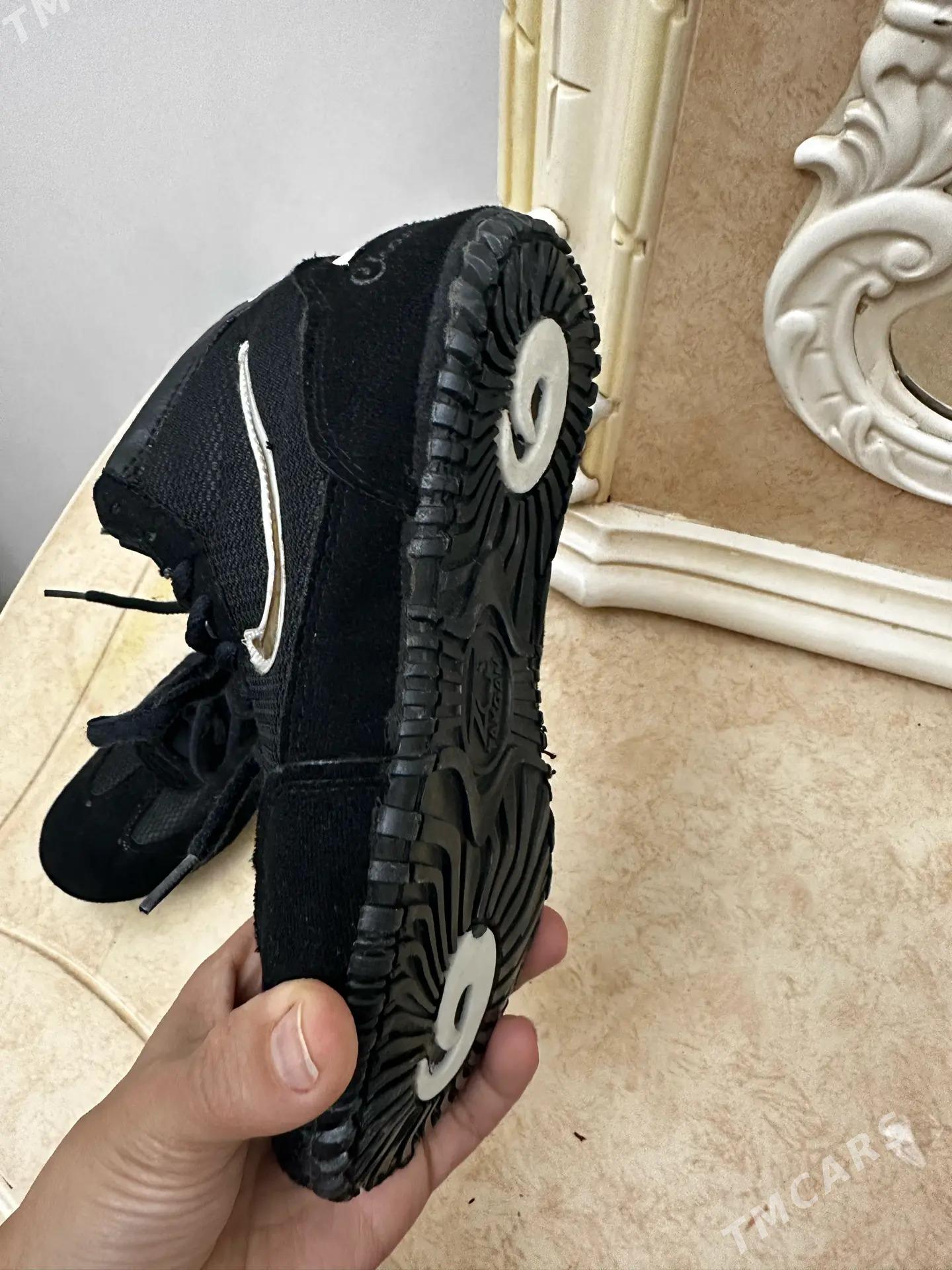 nike sport ayakgap ashagy yuka - Podwoýski köç. (Bitarap Türkmenistan şaýoly) - img 2