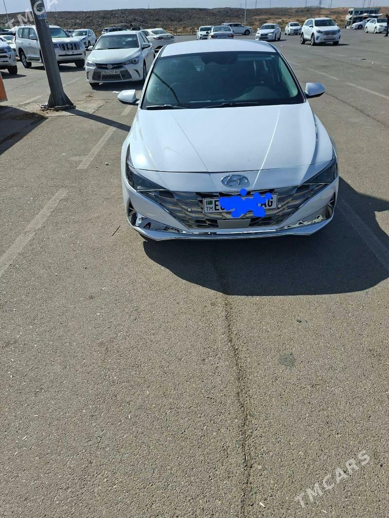 Hyundai Elantra 2021 - 250 000 TMT - "Алтын Асыр" Гундогар базары ( Толкучка) - img 4