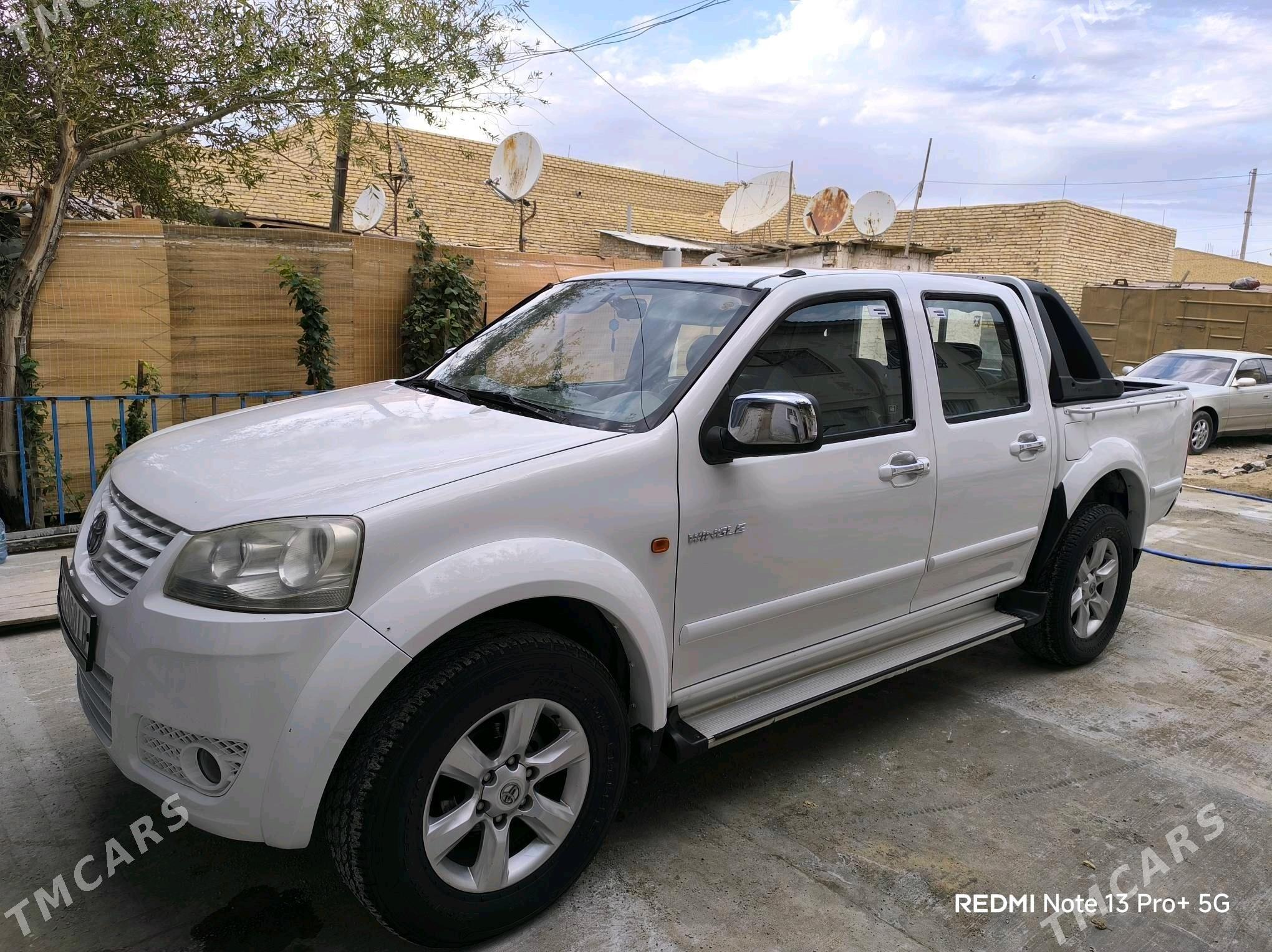 Toyota Hilux 2012 - 130 000 TMT - Türkmenabat - img 3