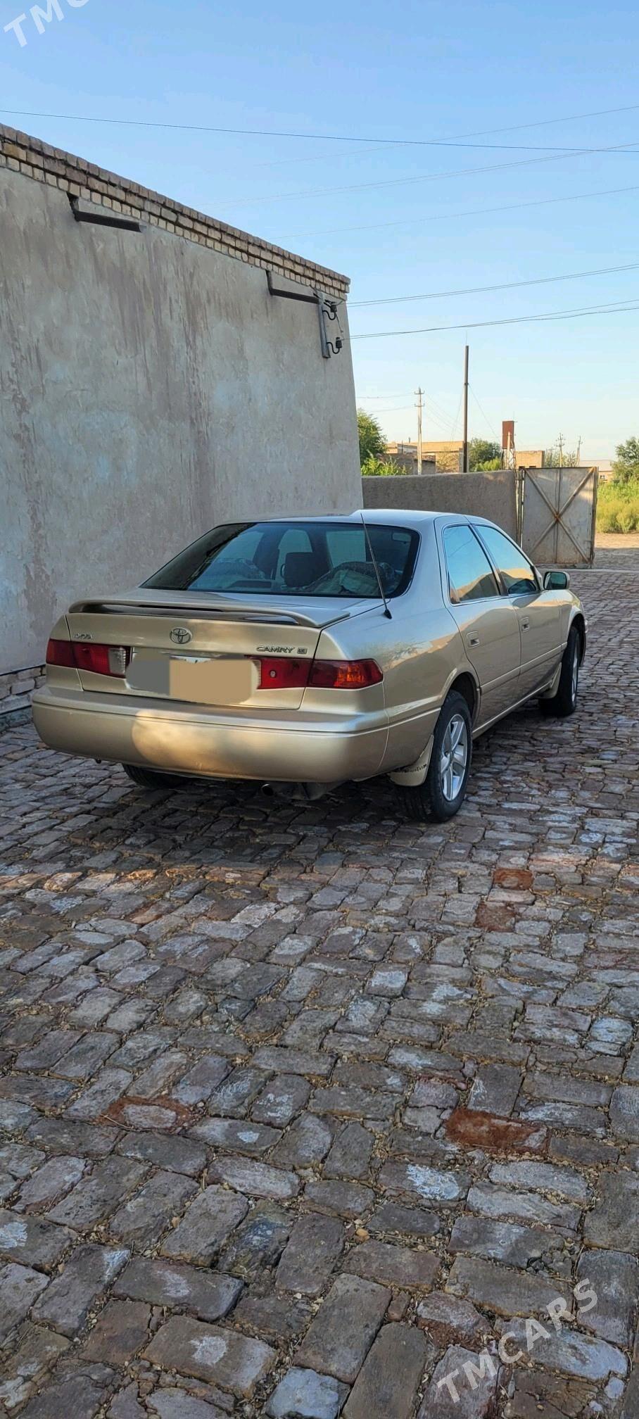 Toyota Camry 2000 - 155 000 TMT - етр. Туркменбаши - img 4