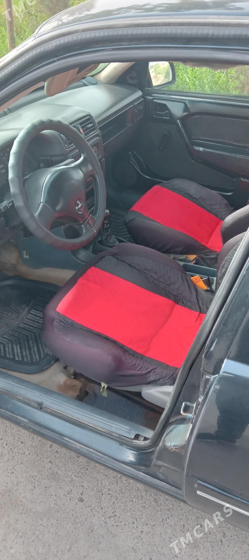 Opel Vectra 1990 - 25 000 TMT - Туркменабат - img 3