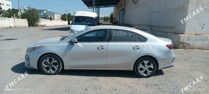 Kia Forte 2021 - 245 000 TMT - Дарганата - img 2