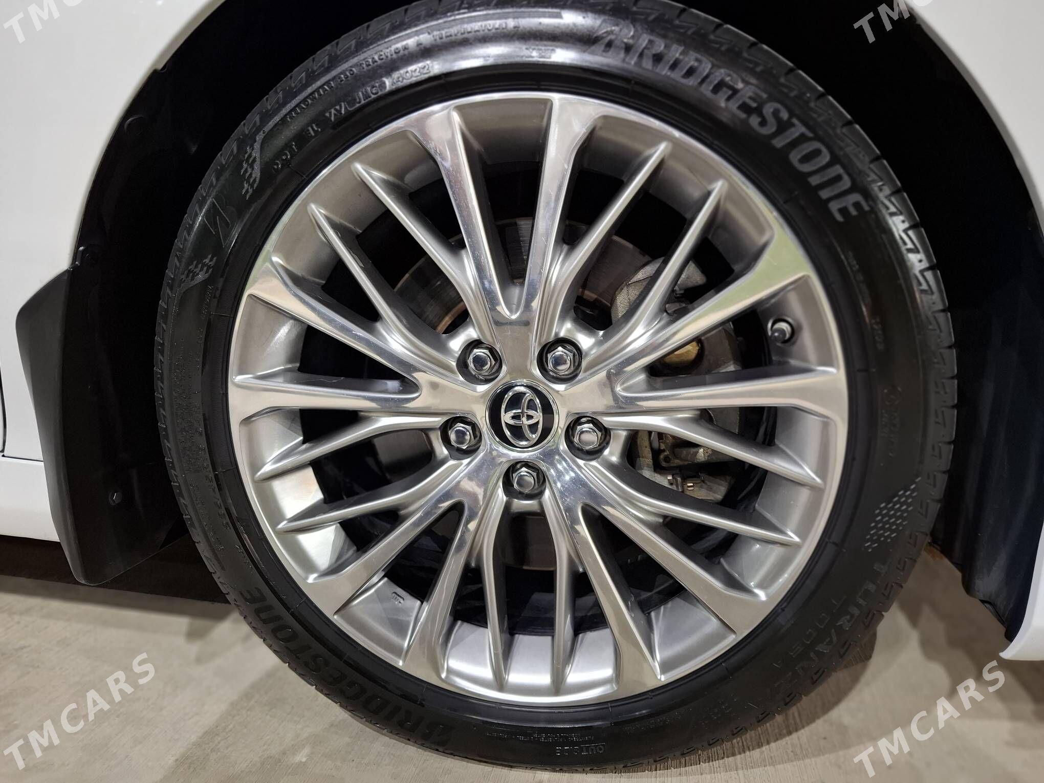 Toyota Camry 2018 - 460 000 TMT - Ашхабад - img 5