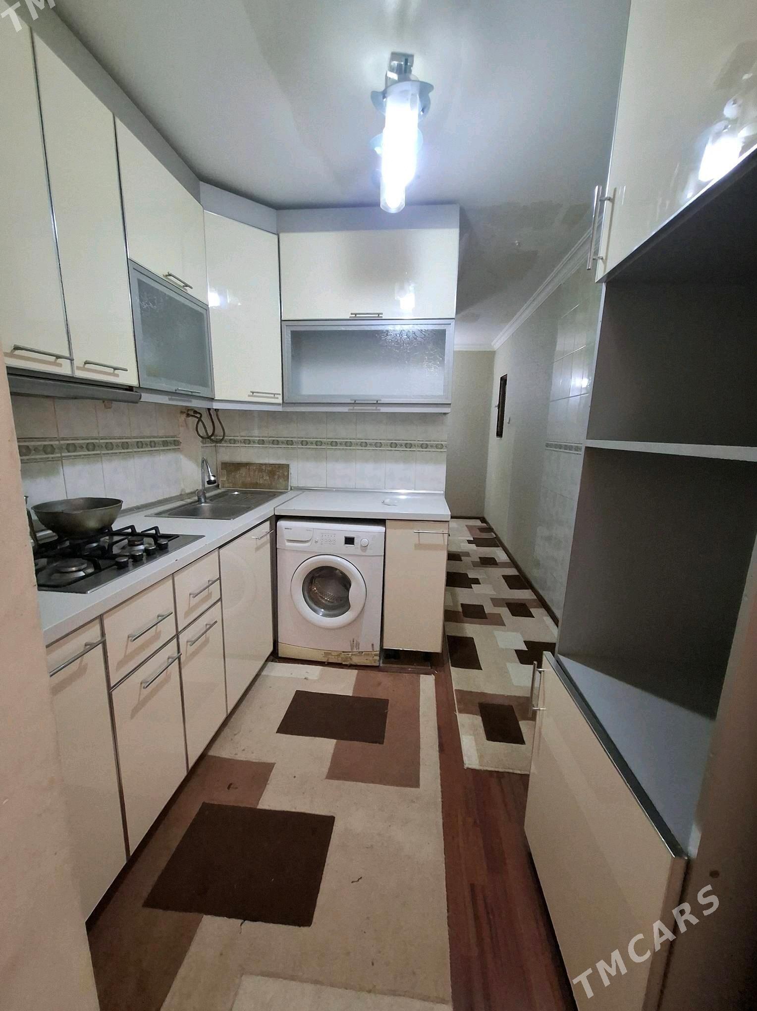 10 mkr. 4/1 etaj 2 KOMNAT - Ашхабад - img 9
