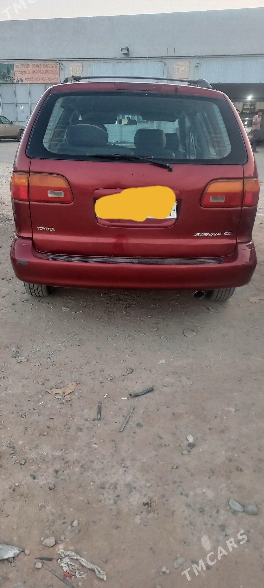 Toyota Sienna 2000 - 140 000 TMT - Мары - img 2