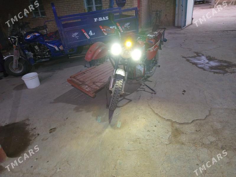 Jawa 300 2005 - 13 000 TMT - Халач - img 1