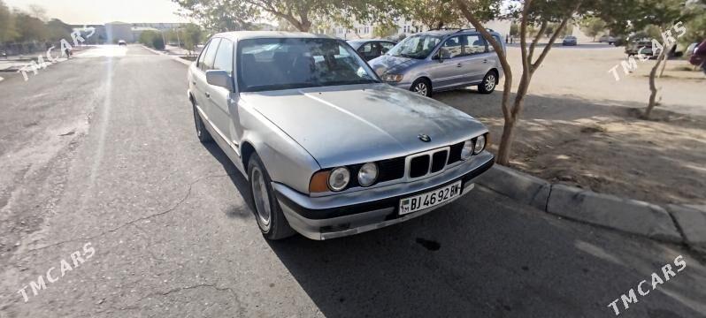 BMW E34 1993 - 46 000 TMT - Балканабат - img 3