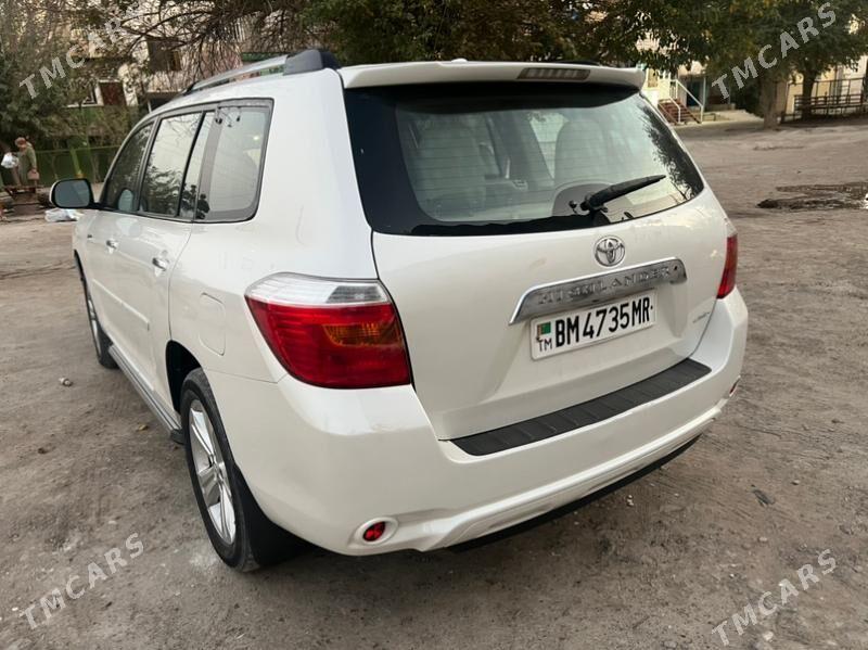 Toyota Highlander 2010 - 320 000 TMT - Мары - img 2