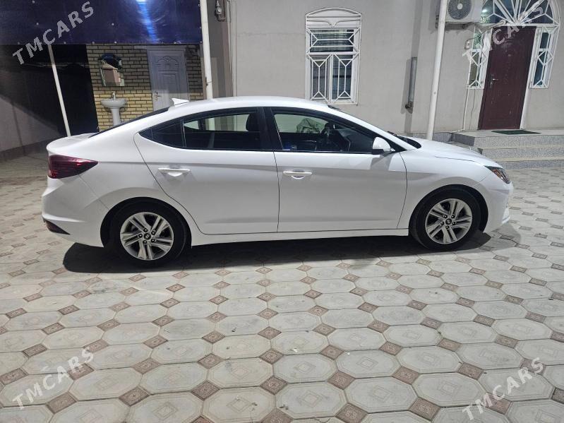 Hyundai Elantra 2020 - 216 000 TMT - Мары - img 4