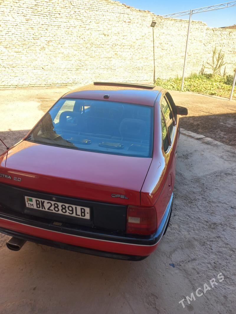 Opel Vectra 1990 - 35 000 TMT - Чарджоу - img 2