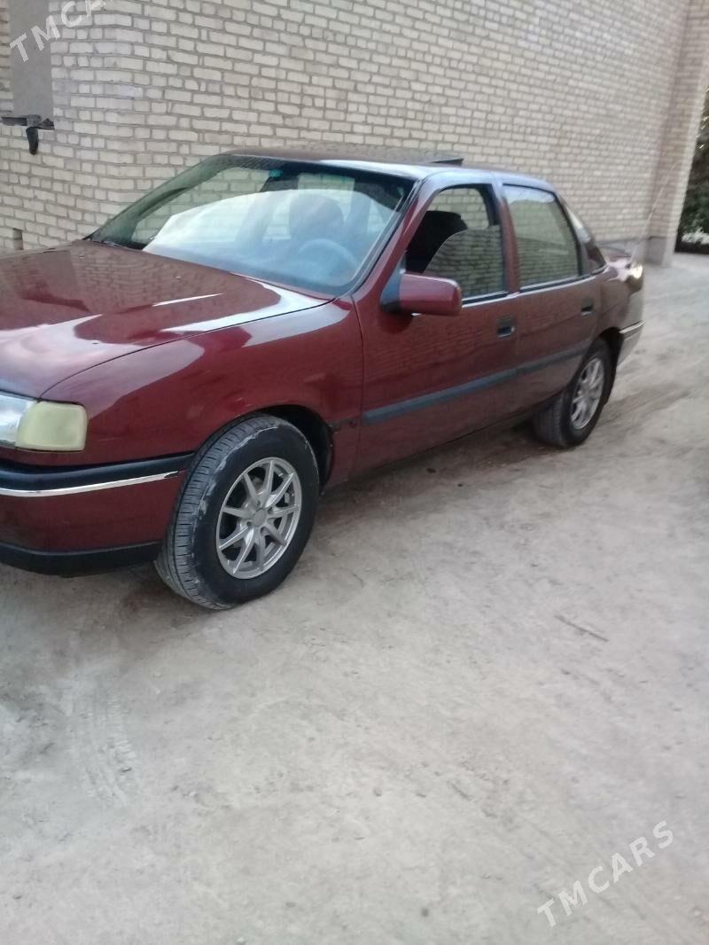 Opel Vectra 1991 - 50 000 TMT - Sakar - img 5