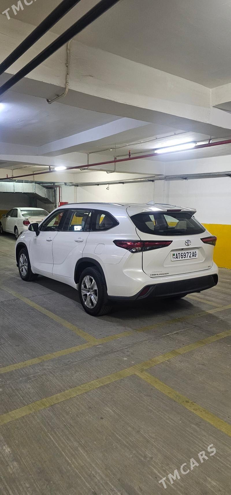 Toyota Highlander 2021 - 465 000 TMT - Aşgabat - img 4