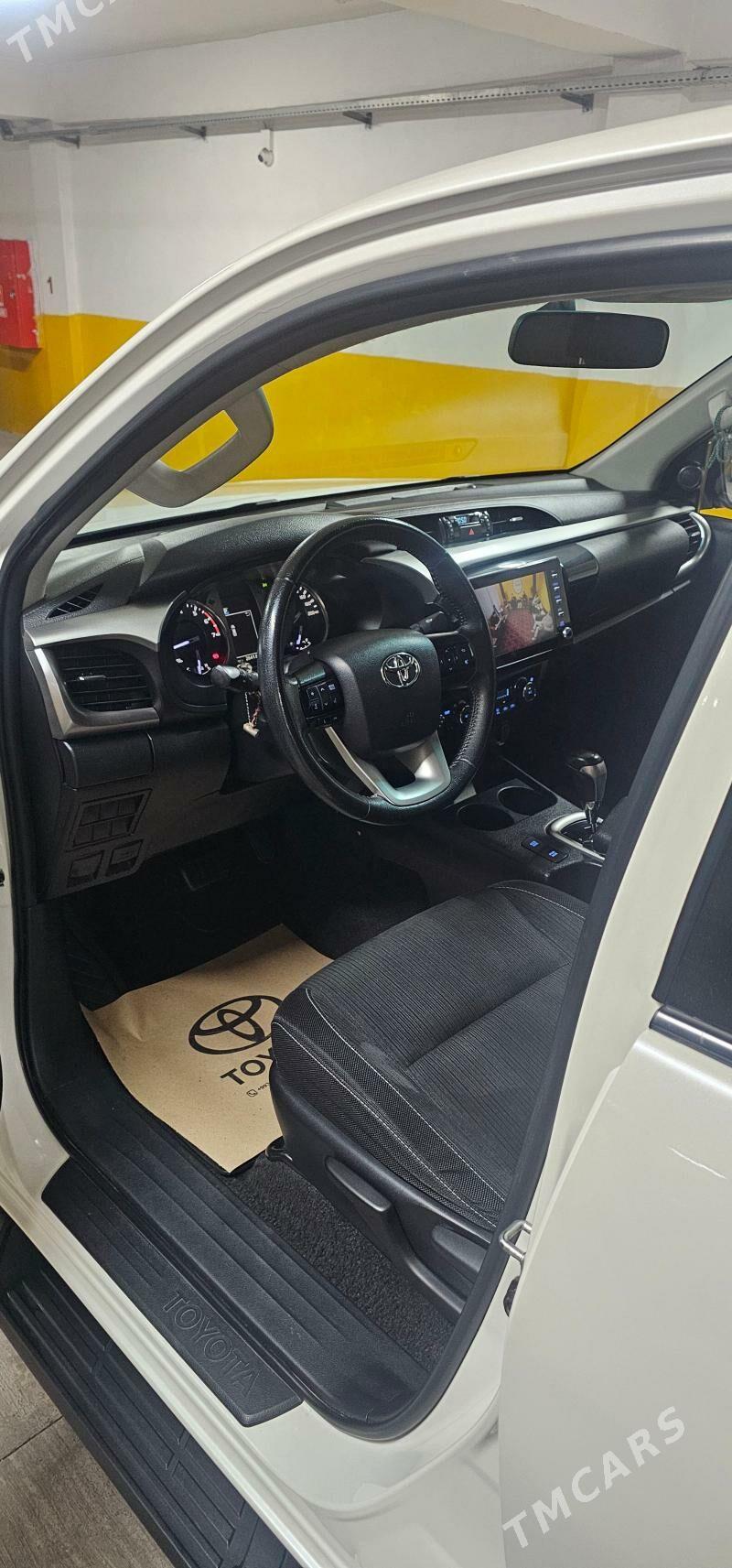 Toyota Hilux 2021 - 482 000 TMT - Ашхабад - img 5