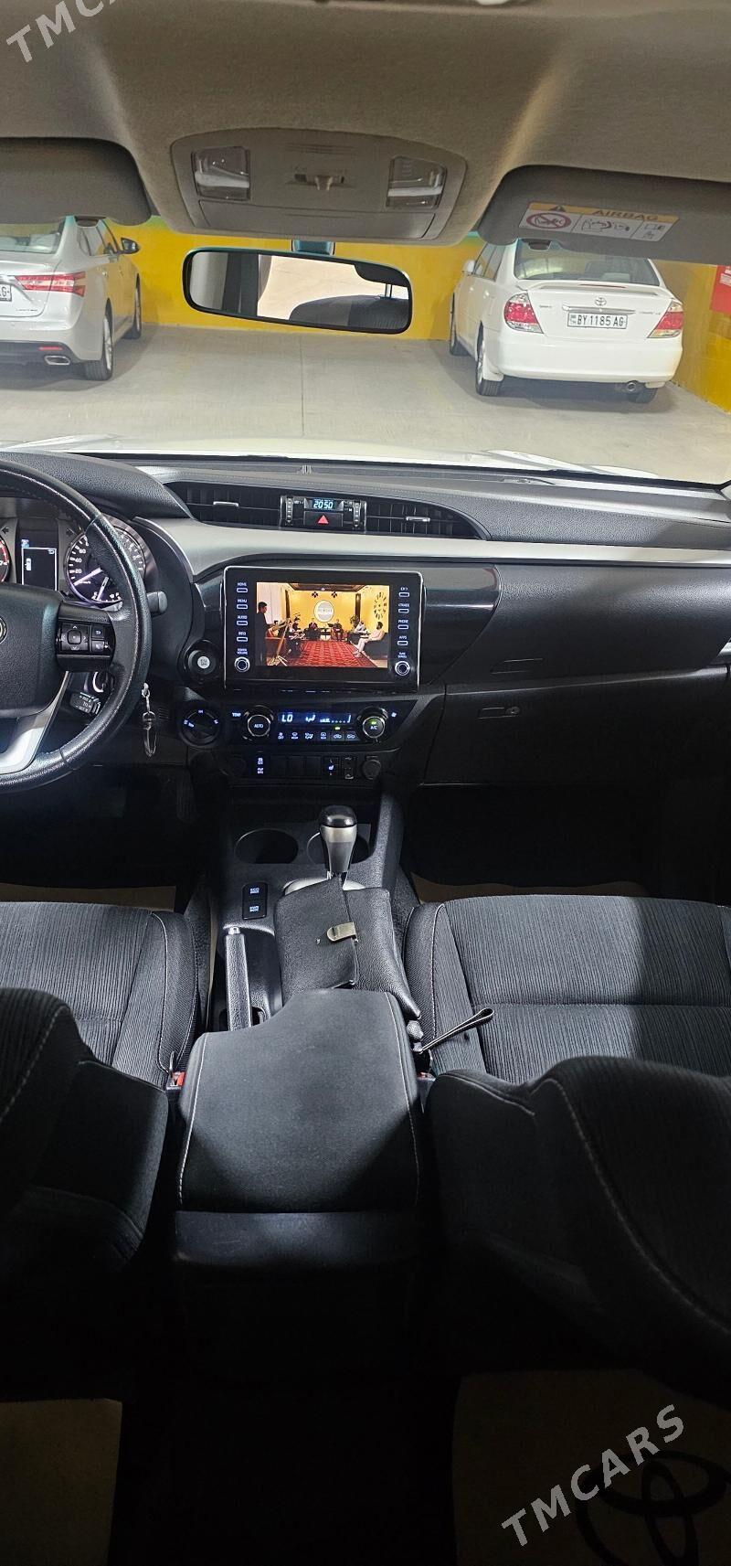 Toyota Hilux 2021 - 482 000 TMT - Ашхабад - img 7