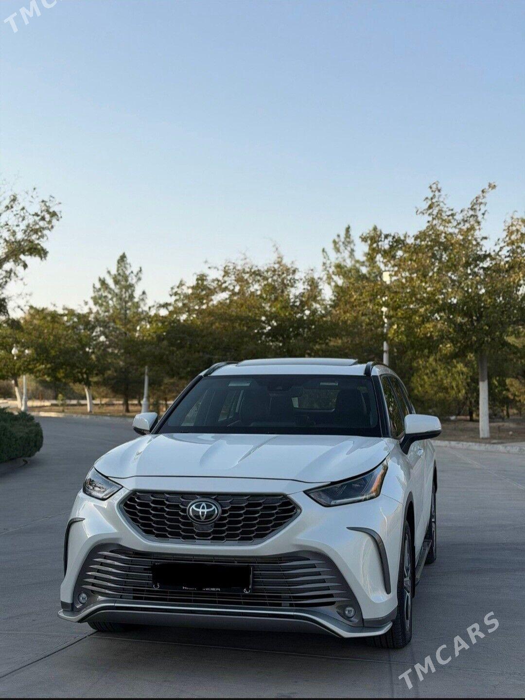 Toyota Highlander 2021 - 670 000 TMT - Балканабат - img 2