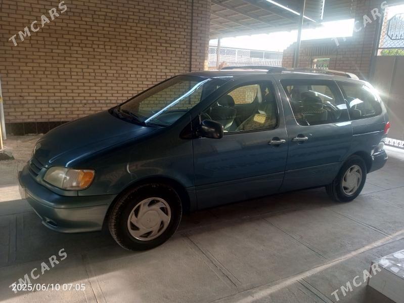 Toyota Sienna 2001 - 180 000 TMT - Мары - img 9