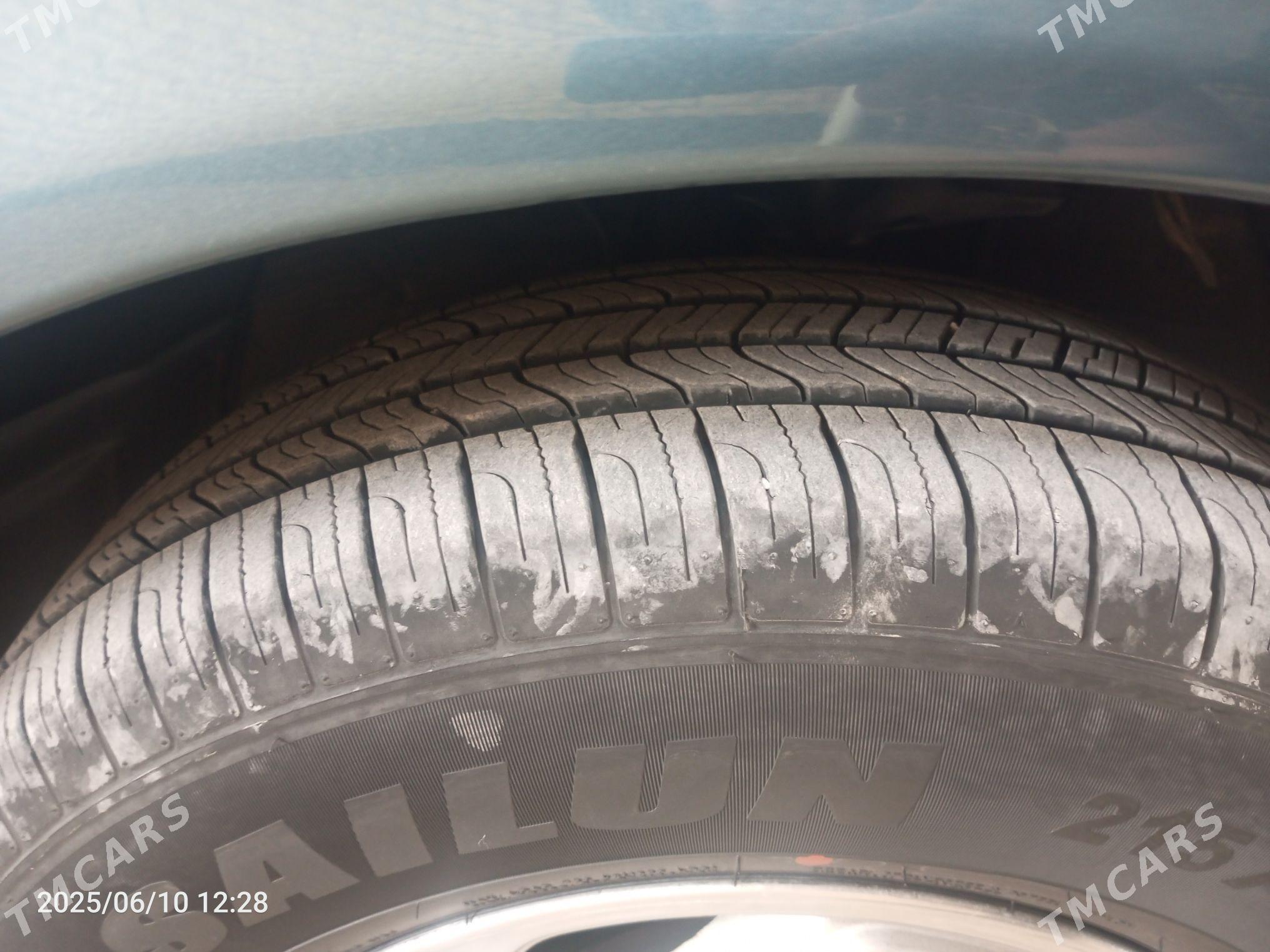 Toyota Sienna 2001 - 180 000 TMT - Мары - img 5