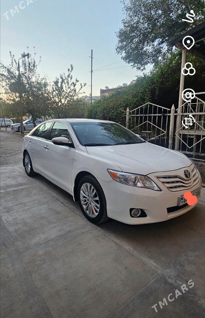 Toyota Camry 2010 - 200 000 TMT - Мары - img 3