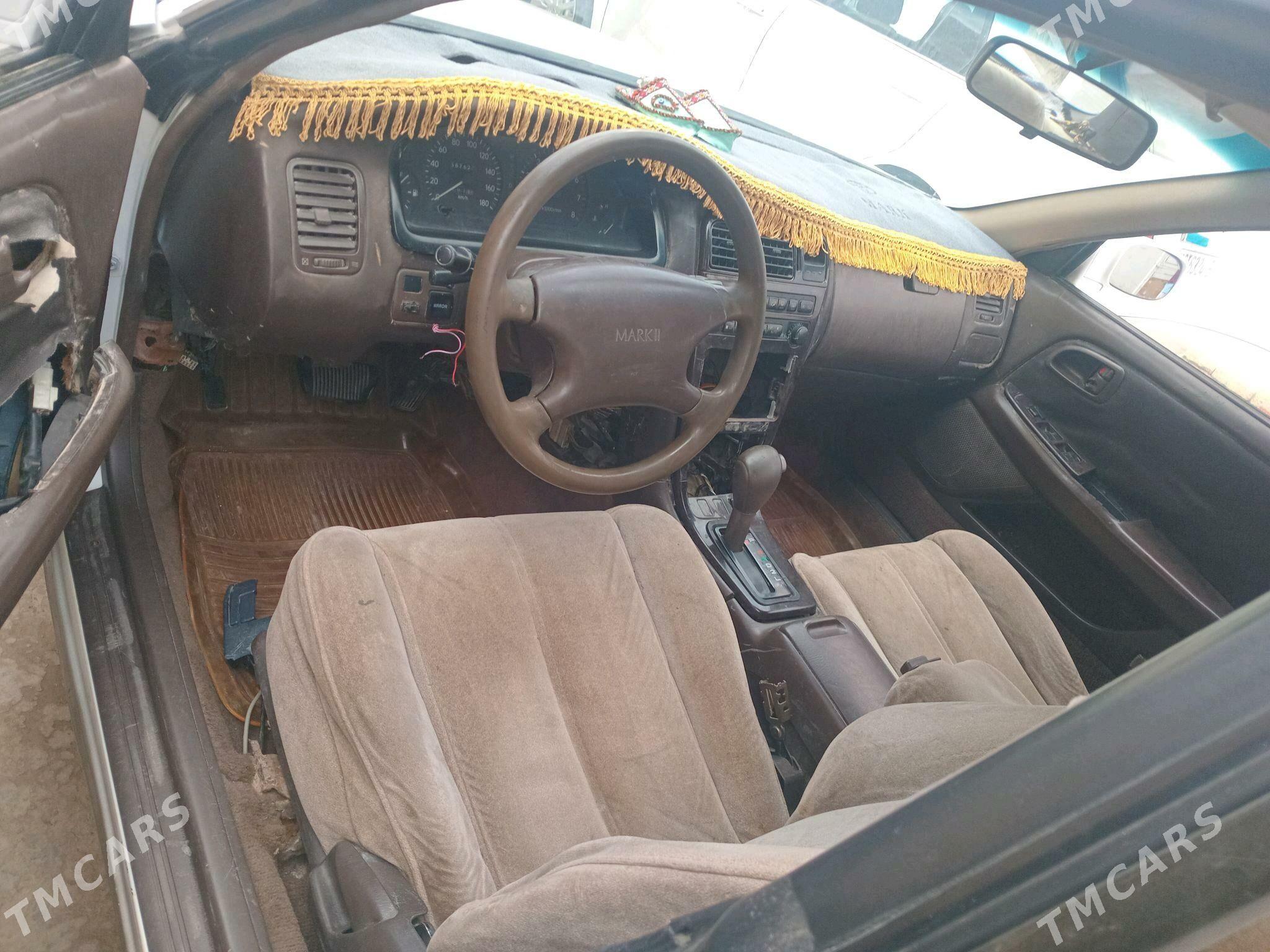 Toyota Mark II 1993 - 40 000 TMT - Çärjew - img 2