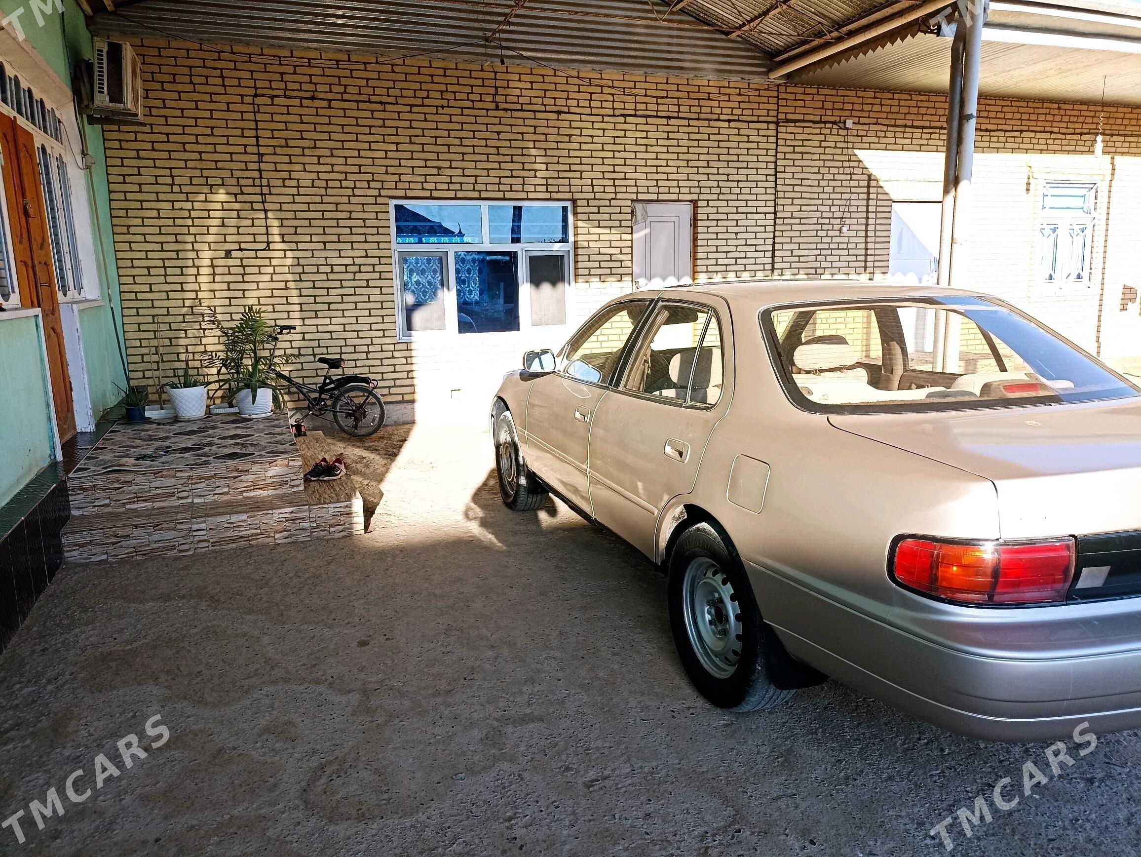 Toyota Camry 1993 - 86 000 TMT - Murgap - img 4