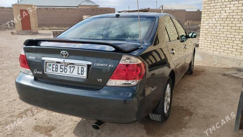 Toyota Camry 2003 - 232 000 TMT - Darganata - img 6
