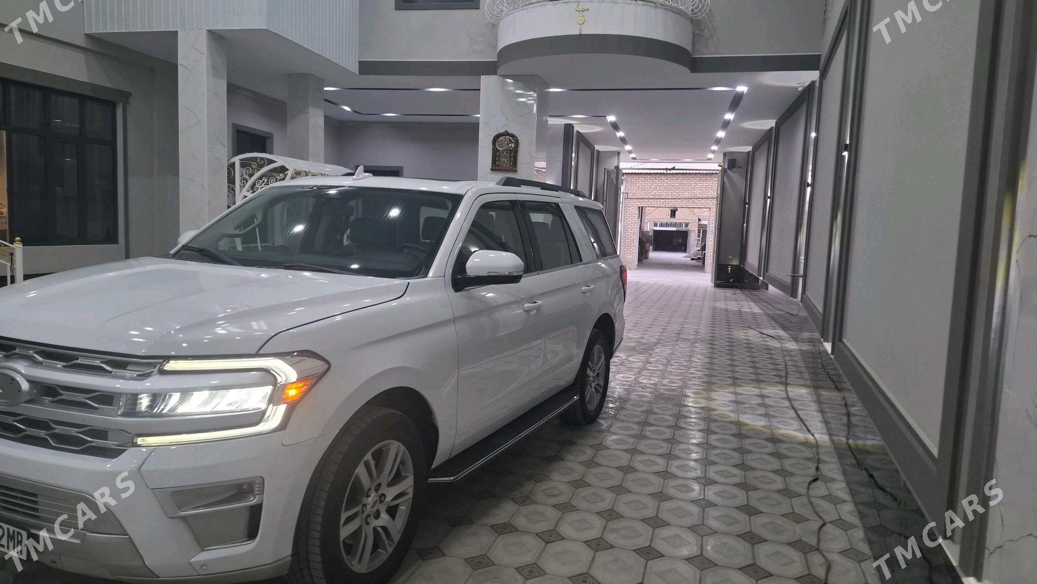 Ford Expedition 2022 - 700 000 TMT - Байрамали - img 5