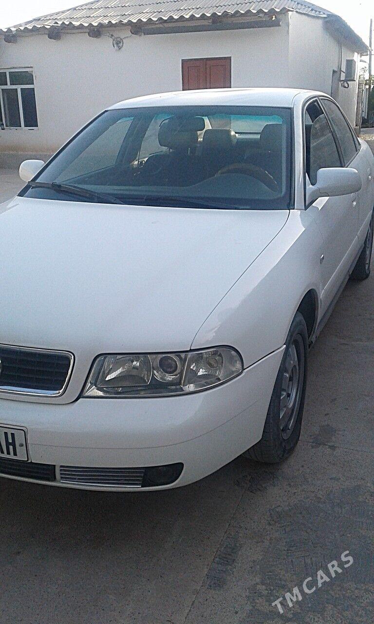 Audi A4 1999 - 30 000 TMT - Кака - img 3