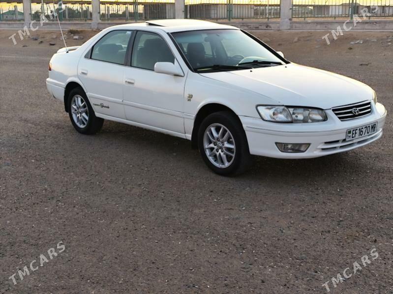 Toyota Camry 2001 - 130 000 TMT - Mary - img 4