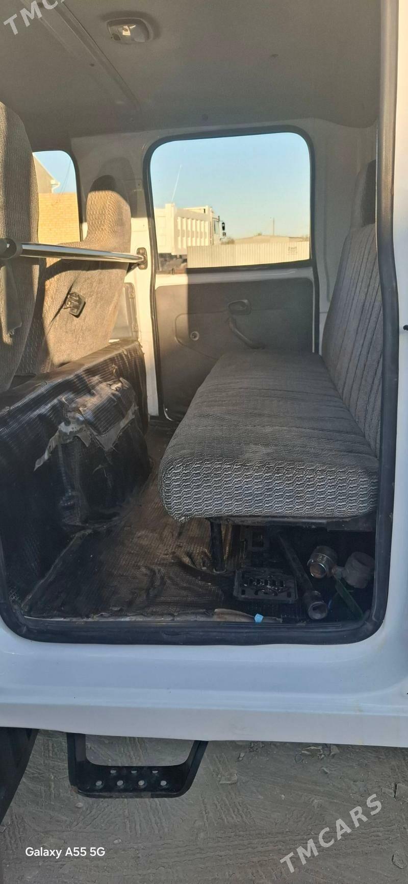 Hyundai HED-5 2004 - 250 000 TMT - Mary - img 5