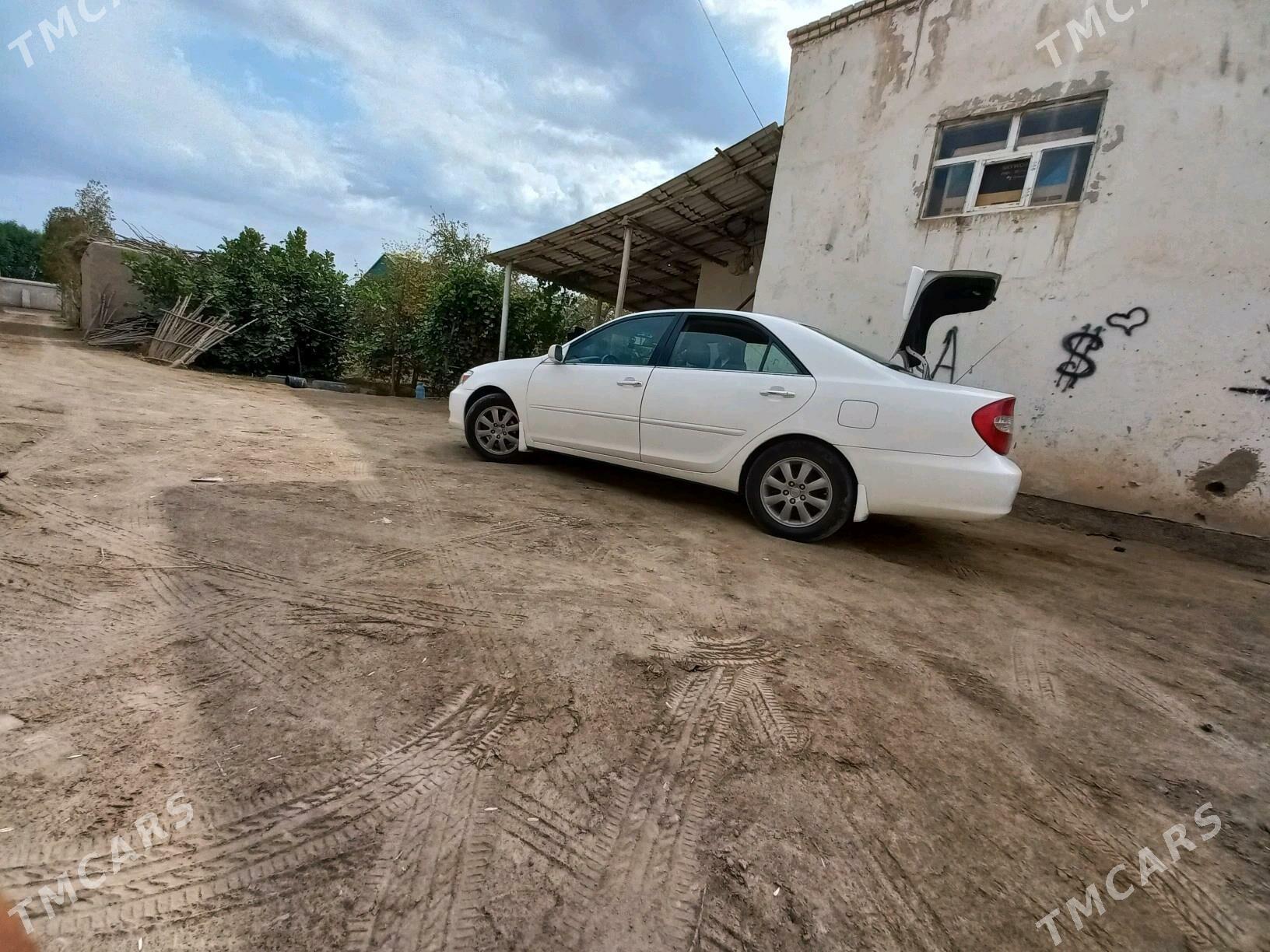 Toyota Camry 2002 - 170 000 TMT - Köneürgenç - img 1