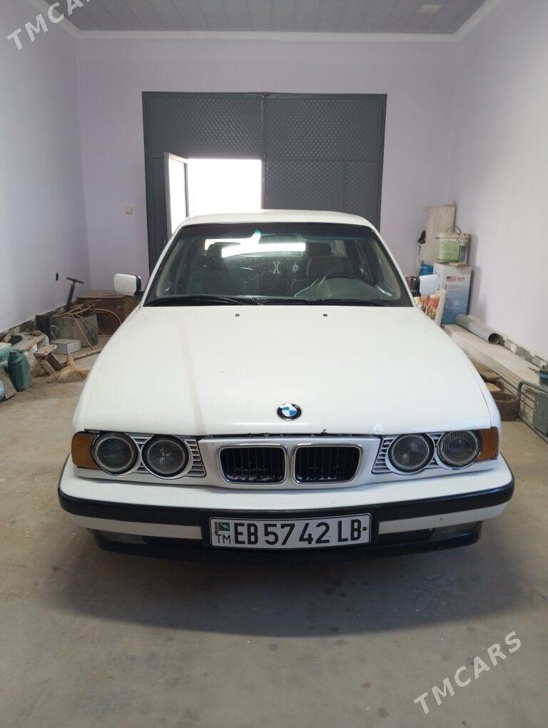 BMW E34 1993 - 60 000 TMT - Газаджак - img 3
