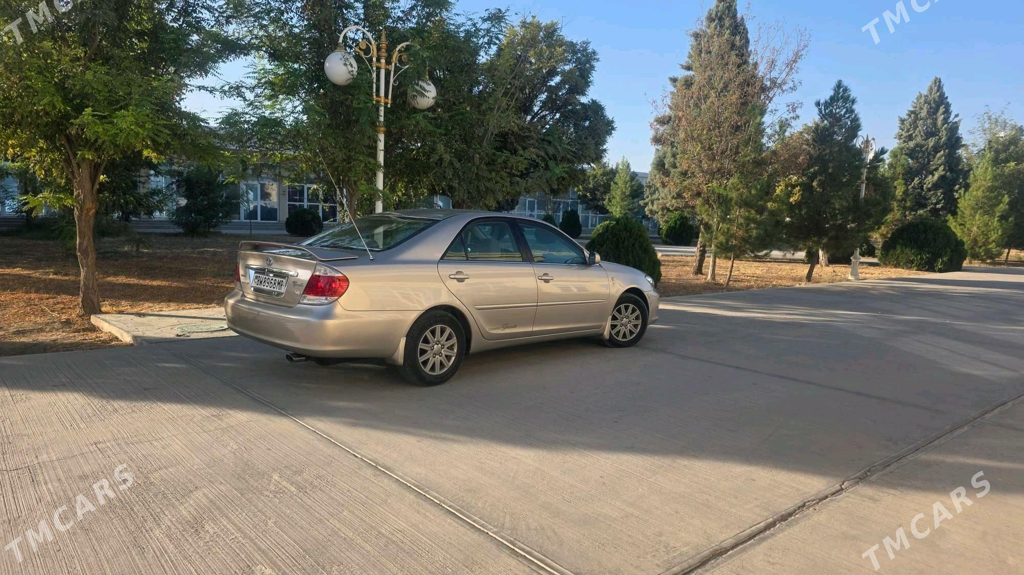 Toyota Camry 2004 - 230 000 TMT - Mary - img 8