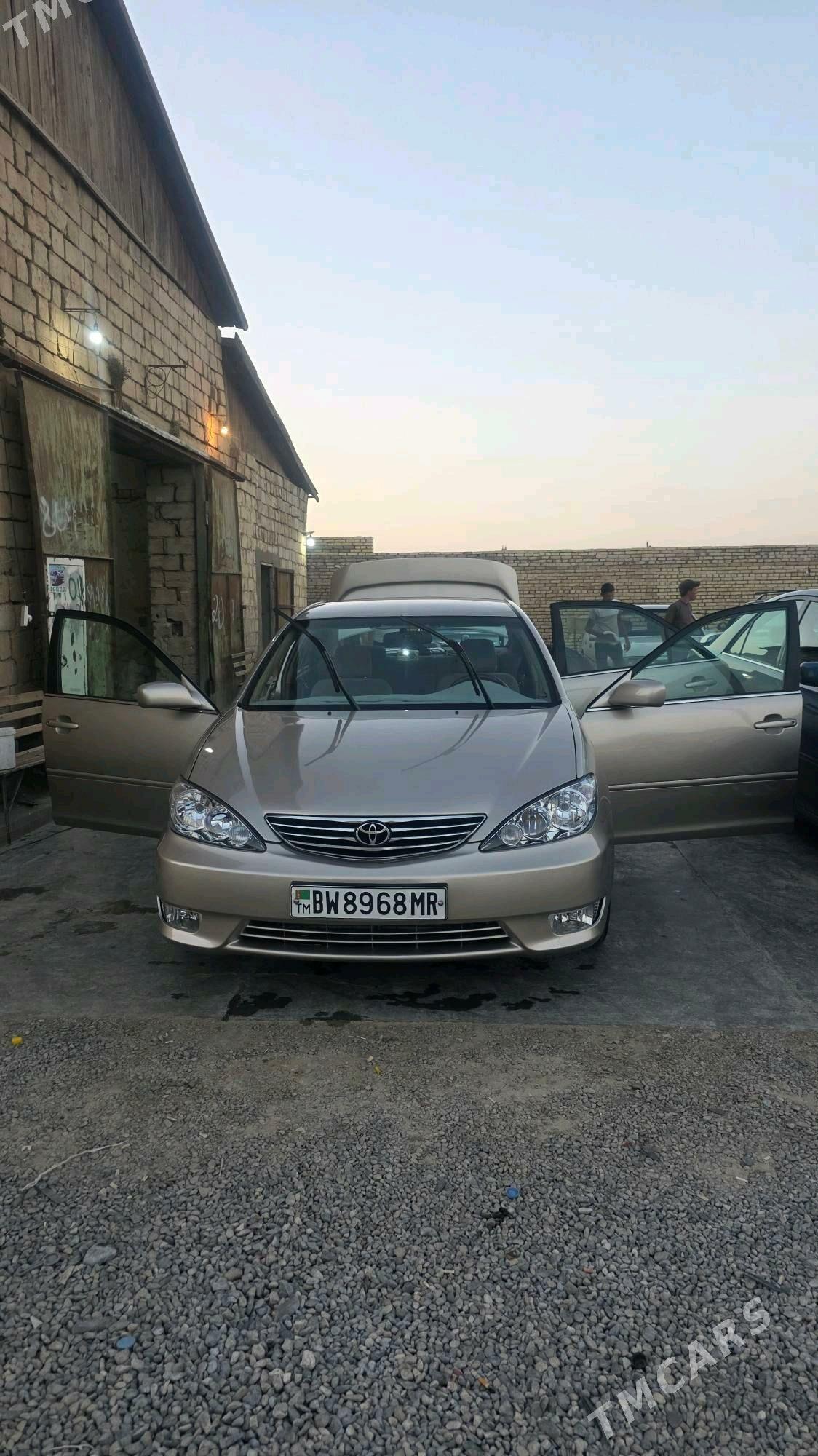 Toyota Camry 2004 - 230 000 TMT - Mary - img 4