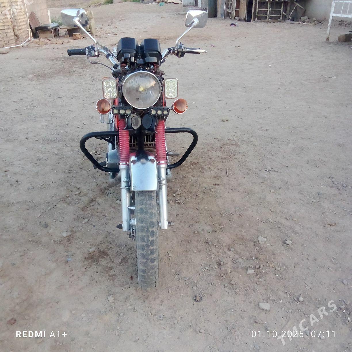 Iž Ýupiter 2017 - 16 000 TMT - Теджен - img 2