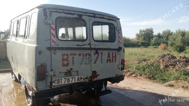 UAZ 452 1982 - 20 000 TMT - Теджен - img 3