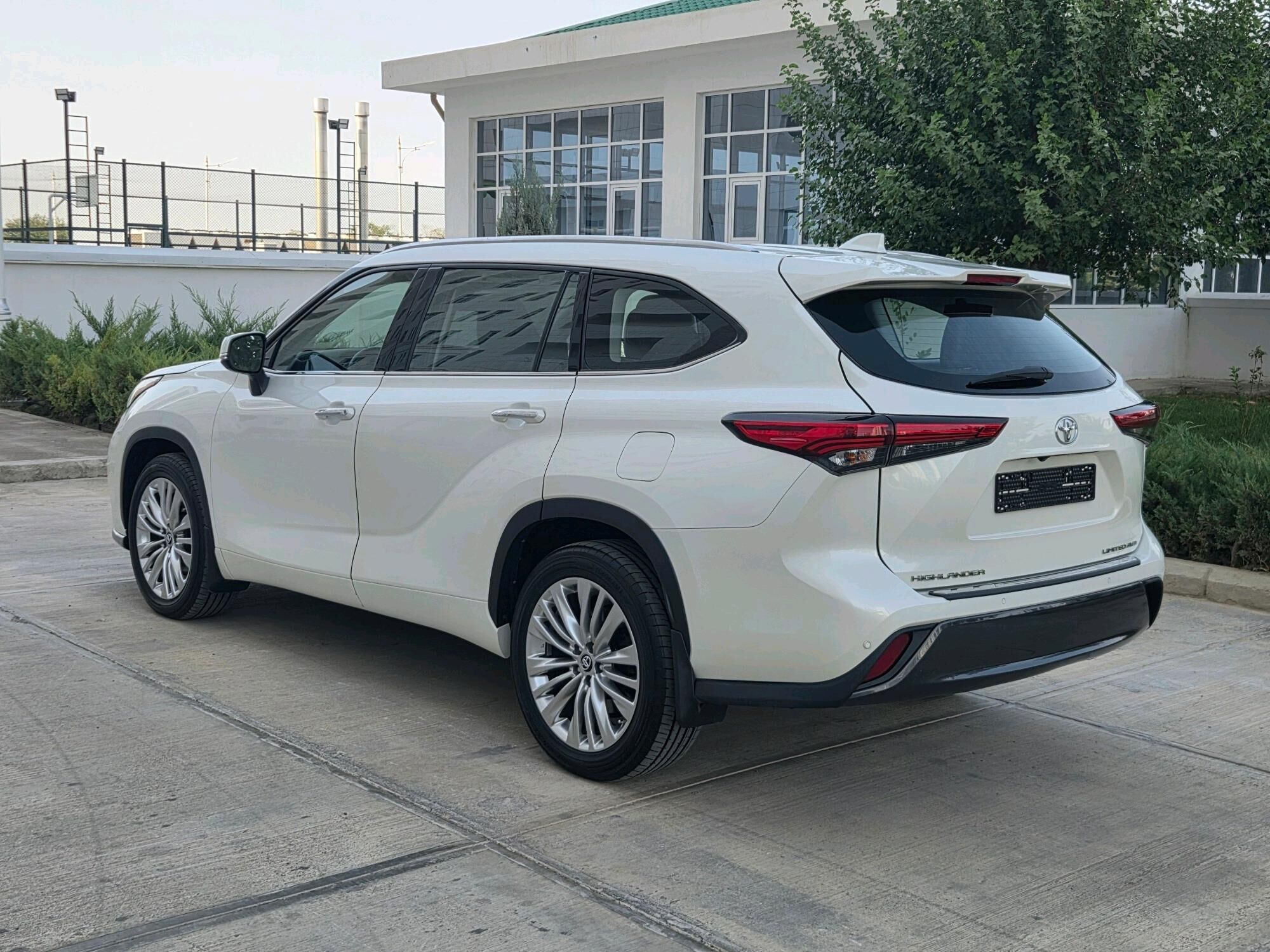 Toyota Highlander 2021 - 720 000 TMT - Ашхабад - img 5