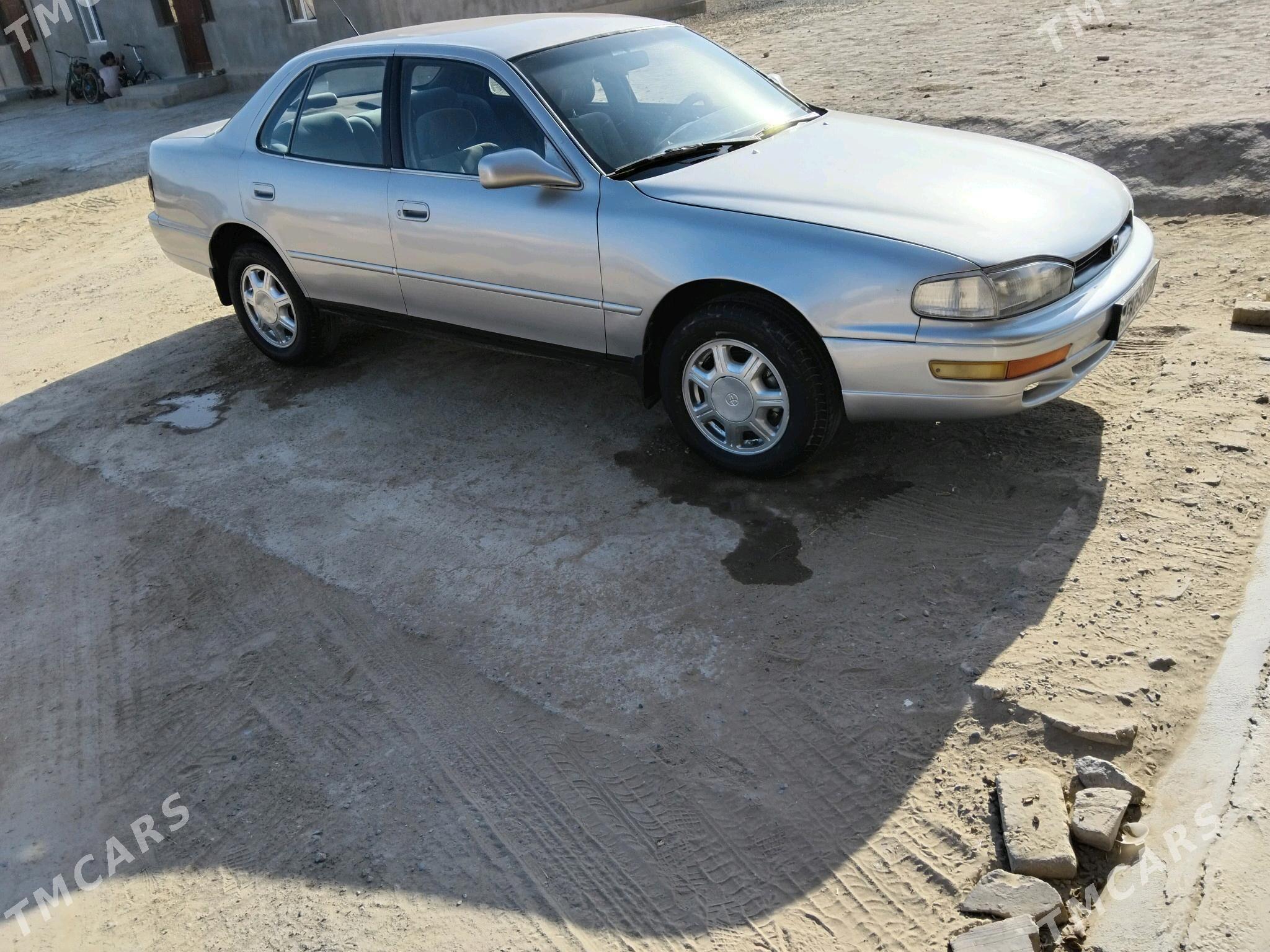 Toyota Camry 1992 - 71 000 TMT - Wekilbazar - img 5