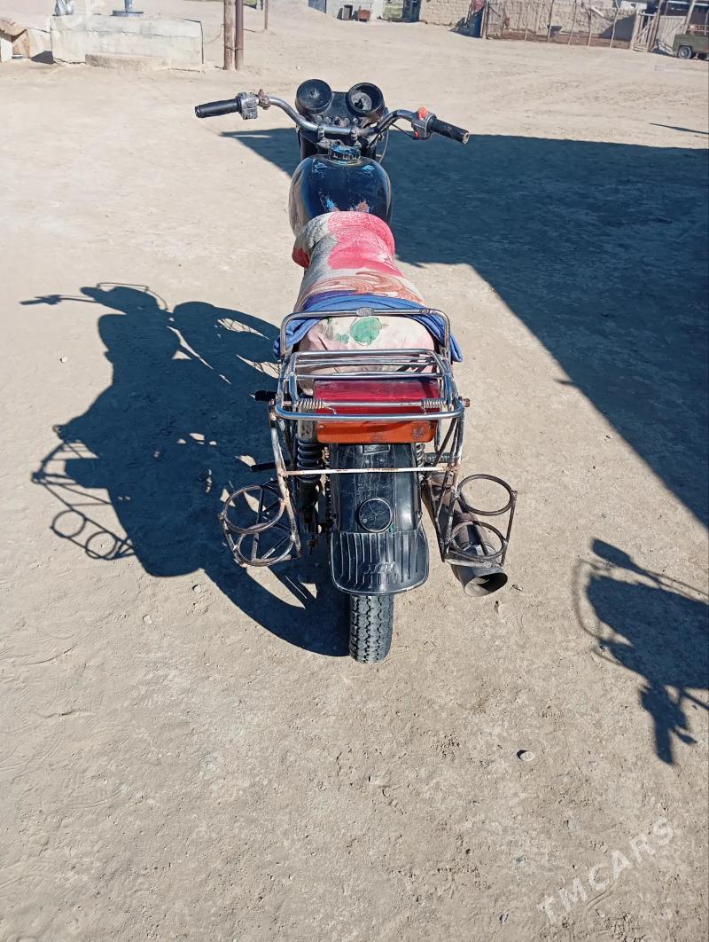 Fekon FK200-14G 2009 - 9 000 TMT - Берекет - img 1