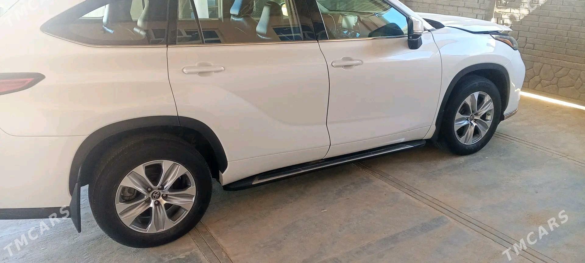Toyota Highlander 2022 - 530 000 TMT - Mary - img 3