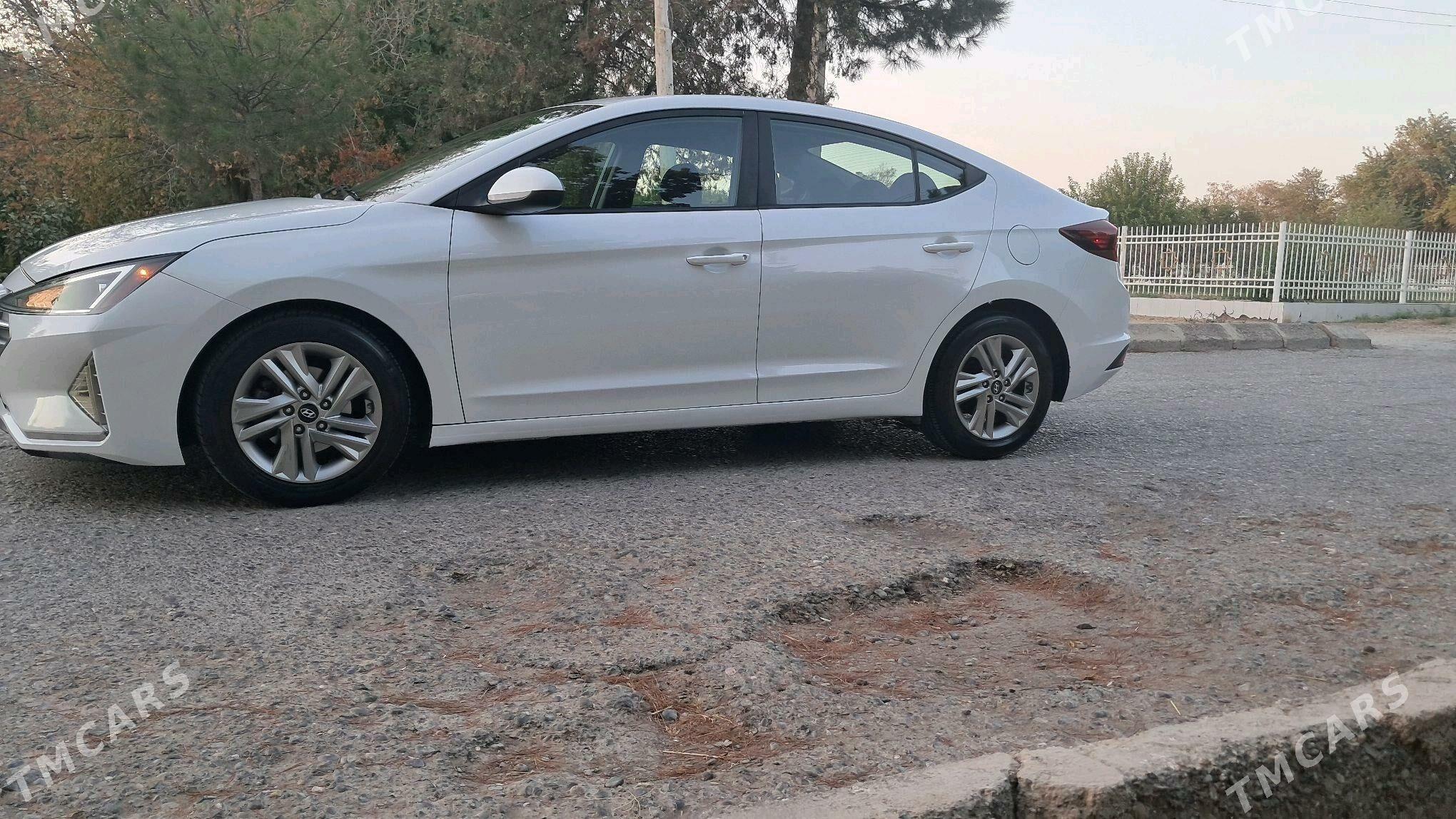 Hyundai Elantra 2020 - 210 000 TMT - Мары - img 8