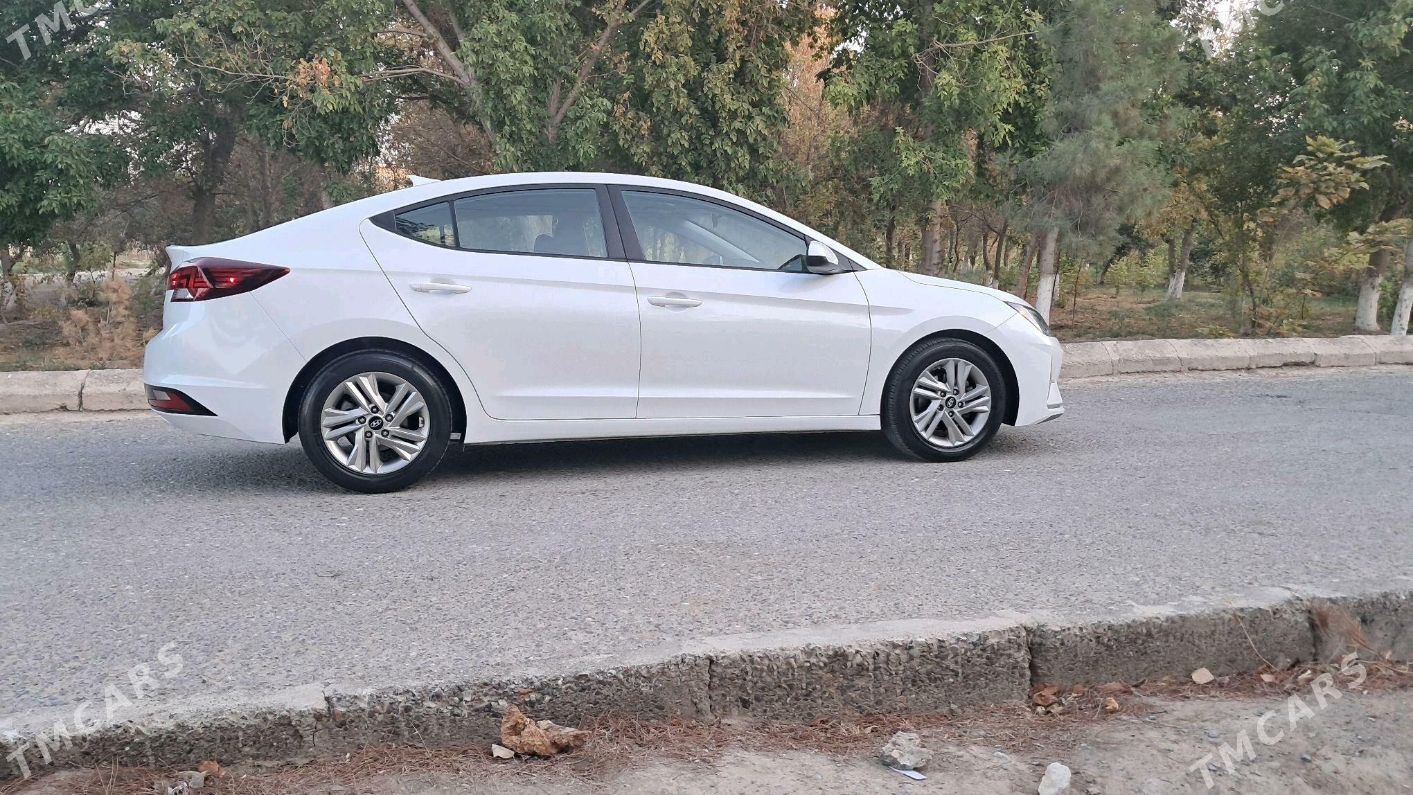 Hyundai Elantra 2020 - 210 000 TMT - Мары - img 10