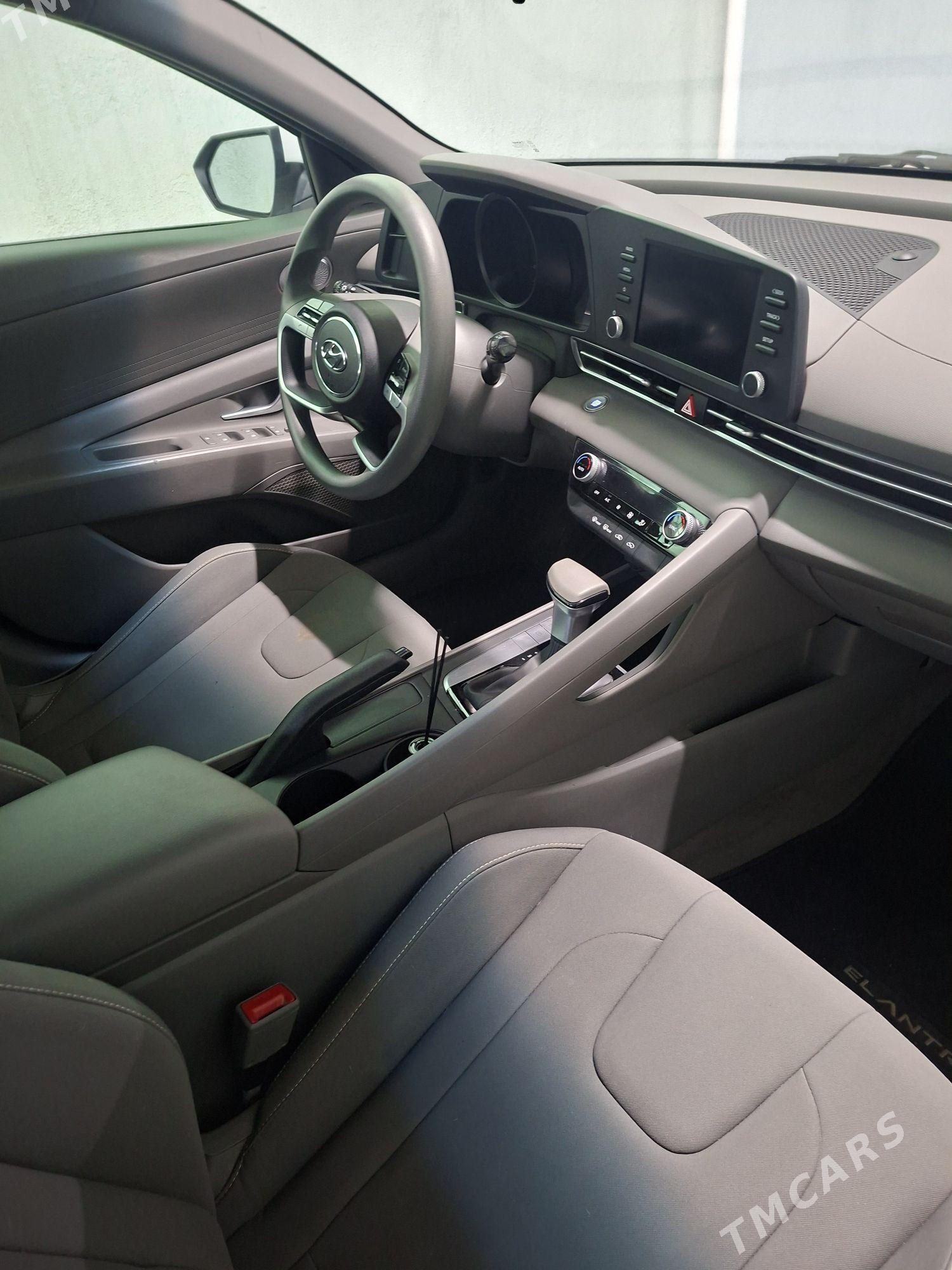 Hyundai Elantra 2022 - 223 000 TMT - Ашхабад - img 4