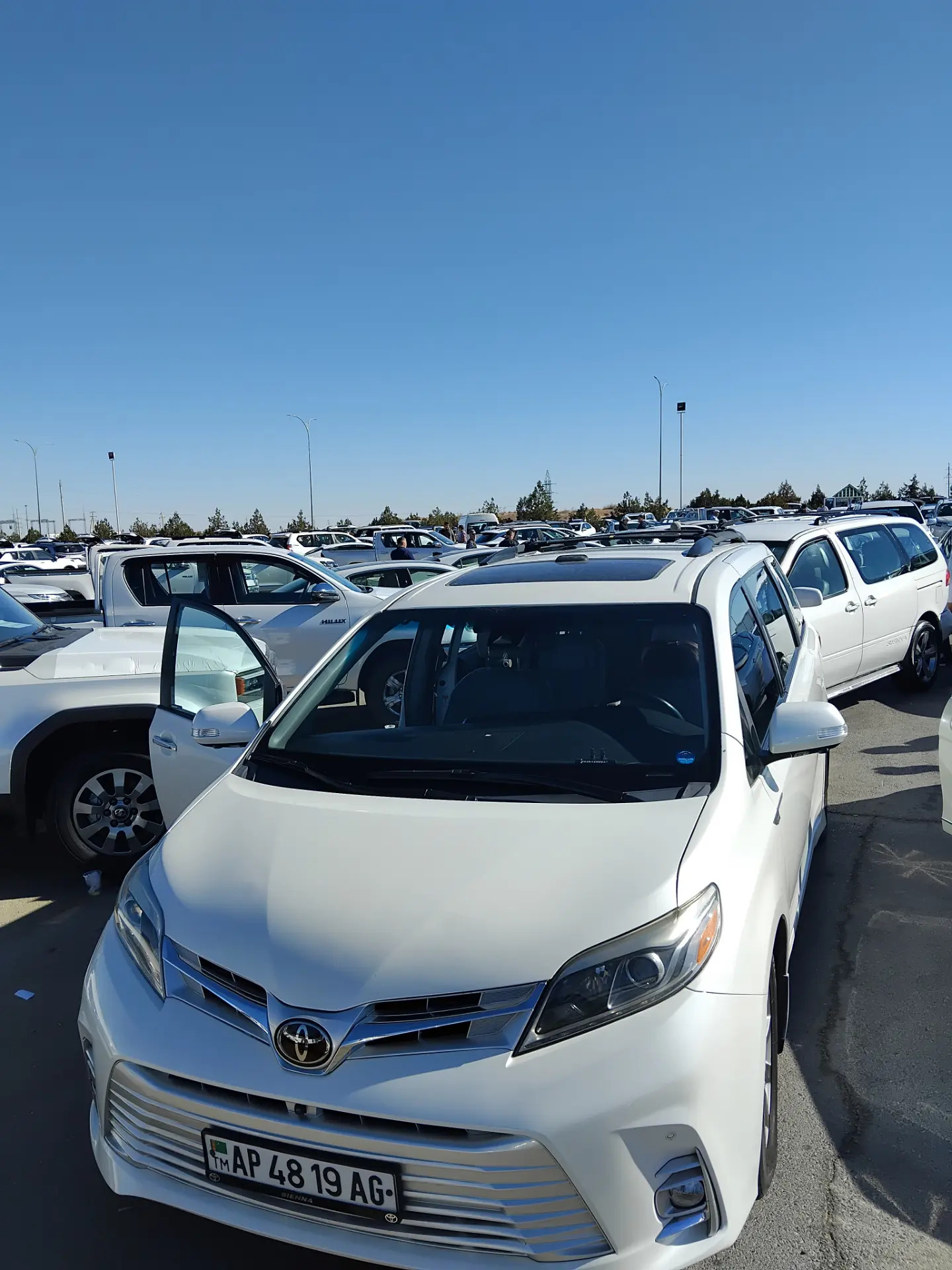 Toyota Sienna 2018 - 405 000 TMT - Ашхабад - img 9