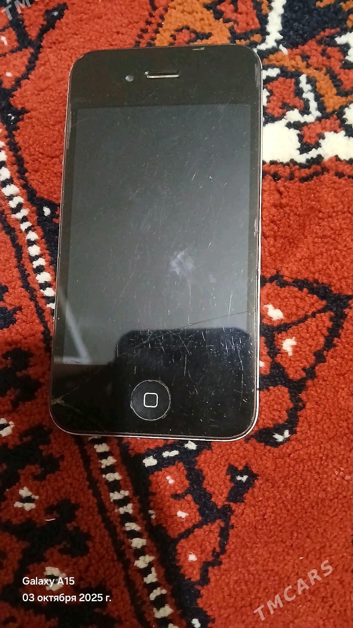 iPhone 4s - Mary - img 2