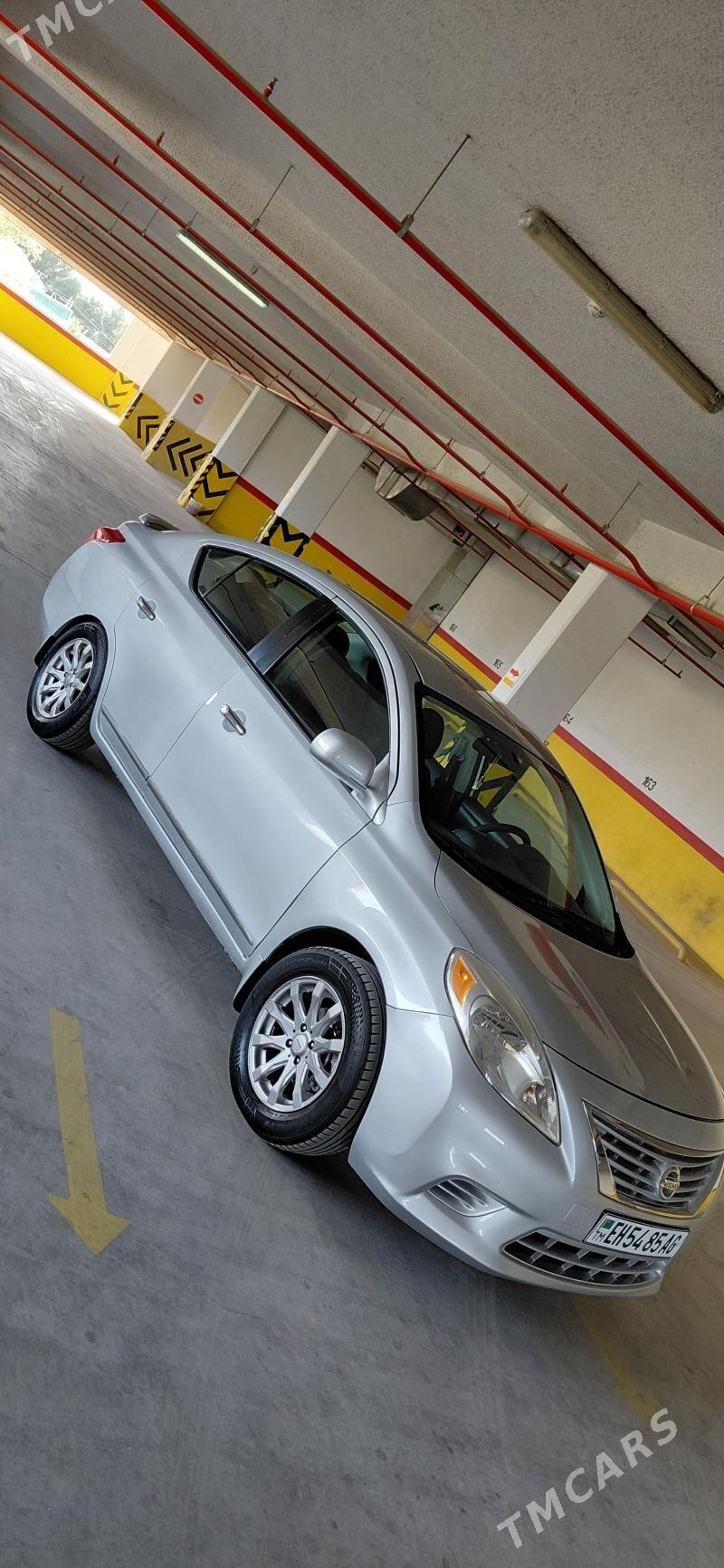 Nissan Versa 2012 - 131 000 TMT - Ашхабад - img 5